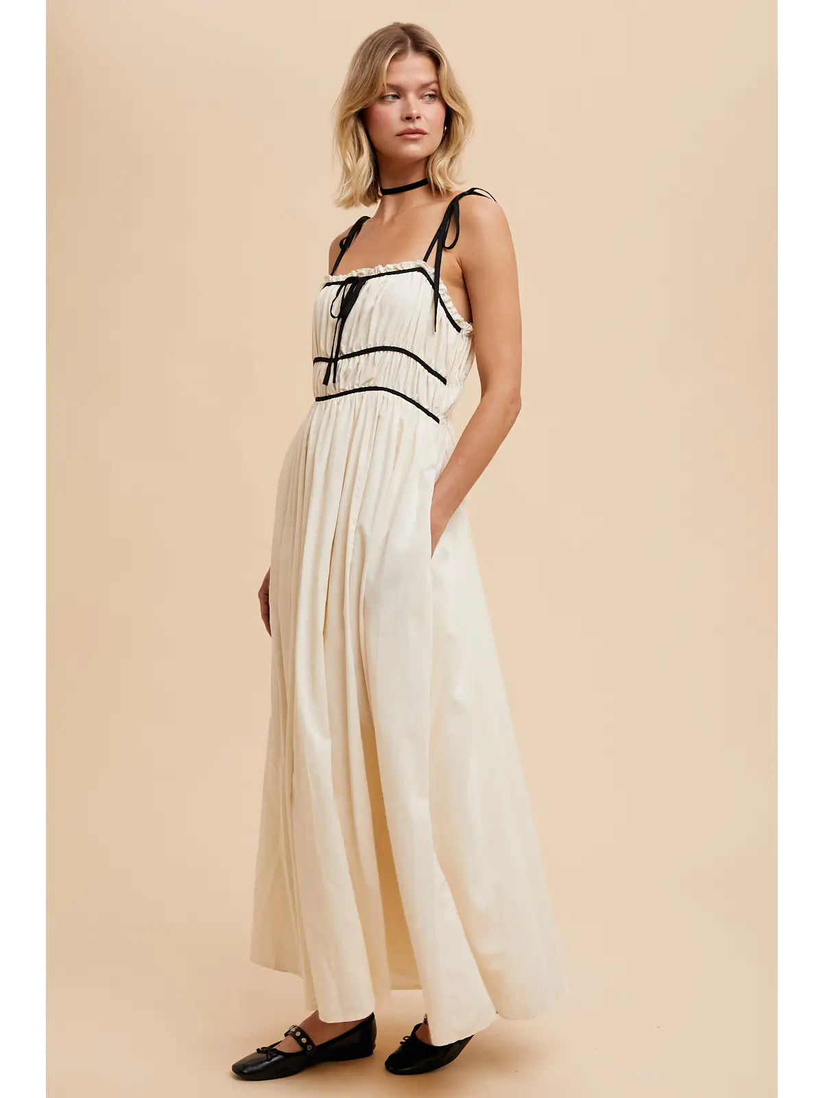 Buttercream Contrast Trim Maxi Dress