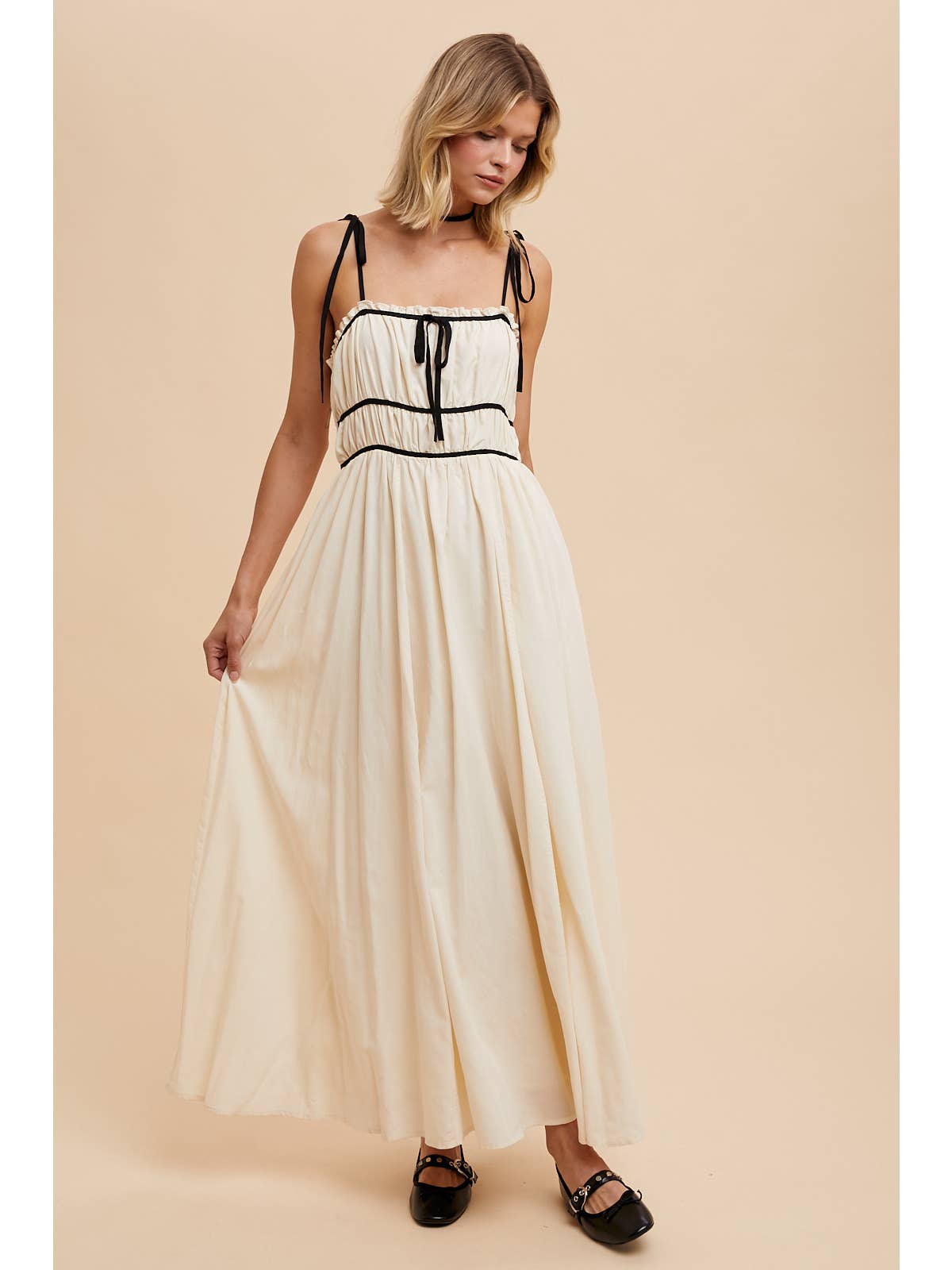 Buttercream Contrast Trim Maxi Dress